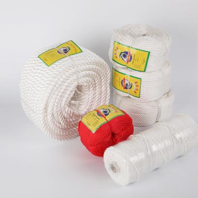 China Corrosio Resistant Tear Resistant Wholesale Strength 10-30m Hank Polypropylene Multifilament Rope 3 Strand Excellent for sale