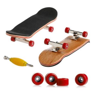 China Wooden Finger Skateboard Wooden Finger Skateboard Toys for sale