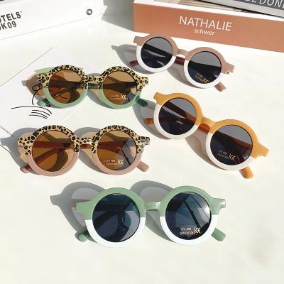 China Fashion Sunglasses 2022 Retro Vintage Fashion 90s Child Sun Glasses Child Plastic Sun Glasses Classic Unisex UV Protection Round for sale