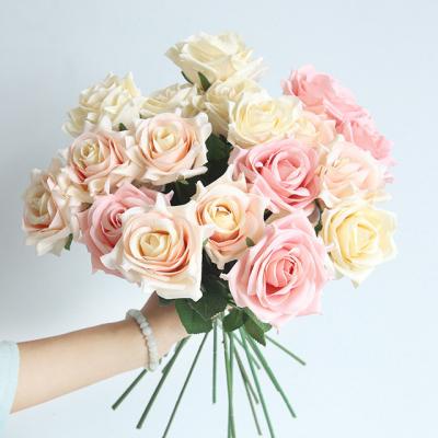 China Highly Application Wholesale Fake Artificial Rose Flower for Wedding Decor for sale