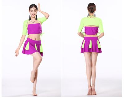 China Contraste trajes da prática da dança do ventre do spandex da cor com as borlas respiráveis e saudáveis à venda