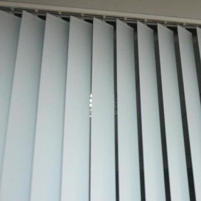 China Customized Home Decorative Anti-UV Vertical Shade Vinyl Shade Modern Vertical Polyester Door Blind for sale