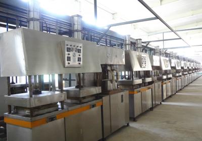 China Professional Dishware / Paper Plate Making Machine Dry in Mould 3500 Psc / H for sale