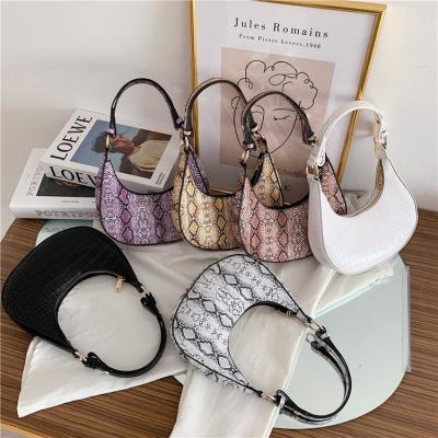 China Women Tote Small Clutch Dropship High Quality Crocodile Pattern Half Moon Handbag Shoulder Snake Retro Fashion Bag Ladies Armpit Female Bag for sale