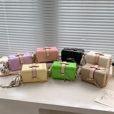 China High Quality Summer Candy Color Customized Texture Handbag 2021 Fashion News Women's Designer Party Clutch Cross - Body Box Bag for sale