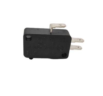 China Power Kw10 Spdt 1a 3 Pin Pcb Sensitive Micro Switch With Roller Lever for sale