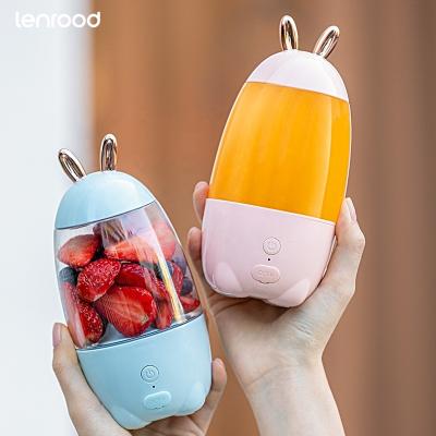 China Lenrood Car Mini Juicer LR-A8 Portable High Speed ​​Fruit Blender 300ML Electric Rechargeable USB Charging Portable Juicer Cup for sale