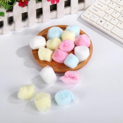 China Wholesale Cosmetic Colored Application Medical Wool Absorbent Cotton Pack Soft Jumbo Cotton Ball for sale