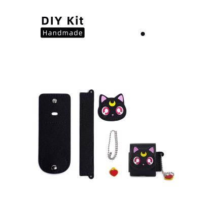 China Holiday decoration & Gift DIY Valentines Leather Cover Kit Cartoon Cute Cat Case For Creative Christmas Wireless Earphone 1/2 Cases Gift for sale