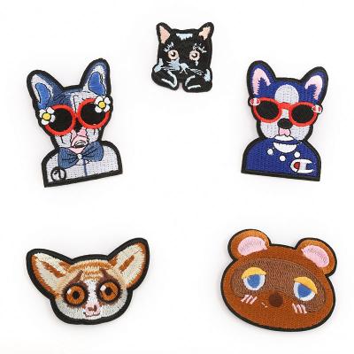 China Viable Wholesale Hot Custom Embroidered Dog Patches Cat Iron On Cartoon Animal Badges For Apparel for sale