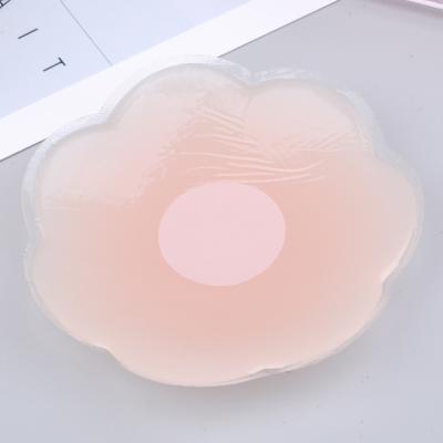 China Nipple Covers Silicone Bra Nipple Cover Waterproof Reusable Reusable Anti-bump Qetesh Chest Sticker Silicone Bra Cover Nipple Cover for sale