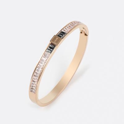 China Latest Romantic high-end luxury gemstone luxury designer fashion LOVE pink gold diamond diamond bangle bracelet for sale