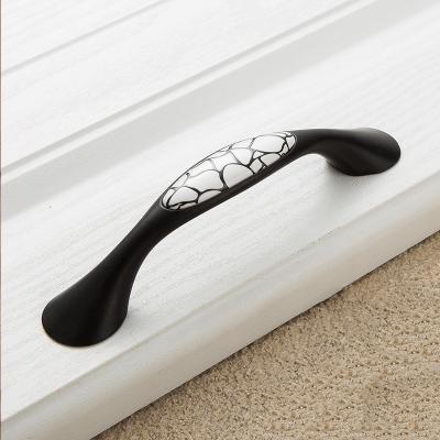 China Contemporary Hot Sale Chinese Ceramic Zamak Furniture Handle Drawer Dresser Wardrobe Cabinet Handle Cupboard Pull for sale