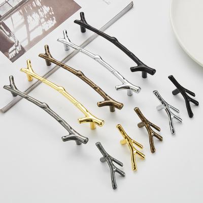 China Zinc Alloy Traditional Factory Supply Simple Structure Pull Up Bar Cabinet Drawer Pull Dip Bar for sale