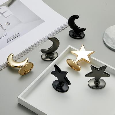 China Sustainable Zamak Single Style Electroplate Detachable Double Coat Hooks Polished Utility Hooks Wall Mounted for sale