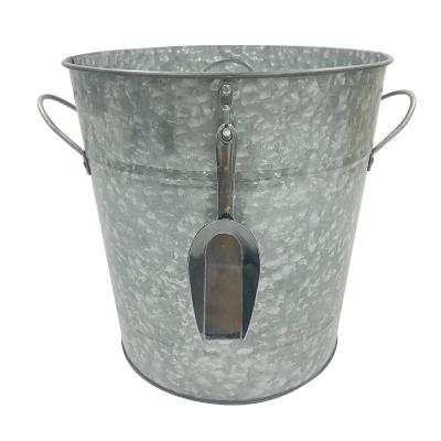 China Party Decoration Metal Beer Or Beverage Viable Galvanized Ice Bucket With Scoop for sale