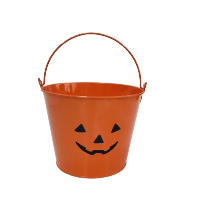 China Halloween Festival Viable Paint Galvanized Steel Bucket With Handle for sale