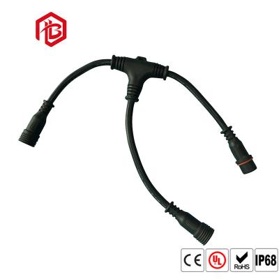 China Prenda impermeable multi negra de los conectores pin del nilón 250V IP67 en venta