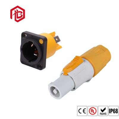 China Conector impermeável de travamento push pull rápido dos ethernet RJ45 à venda