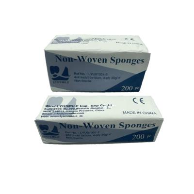 China LYU01011 High Absorbency High Absorbency Dental Disposable Non-Sterile Nonwoven Sponge for sale