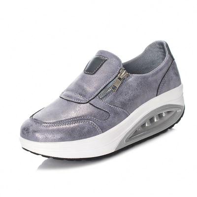 China Latest Sport 2020 Anti-Slippery Women Platform Sock Shoes, Wolking Lady Slip On Platform Custom Flip Shoes for sale