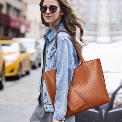 China AZB120 Fashion Eco-friendly Woven PU Leather Bolsas Femeninas Large Capacity With Zipper Pocket Women Tote Bag for sale