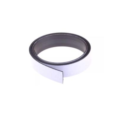 China Industrial Magnet 10meters/lot Rubber Coated Magnet With Male Wire 20 Mm Wide Edge Trim White Trim For Freezer for sale