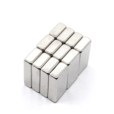 China Custom Neodymium N52 Rare Earth Magnet Inudstrial Block Magnet Rectangular Magnets N52 for sale