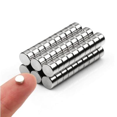 China Environmental Friendly Professional Ndfeb Super Magnet Neodymium Strong Magnet Disc for sale