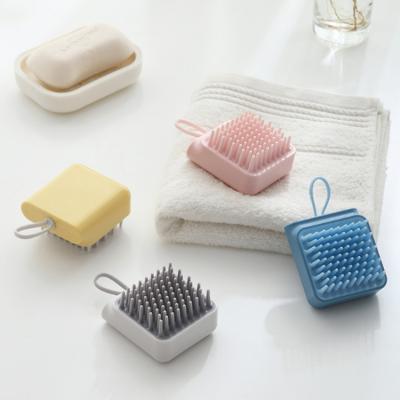 China Sustainable Dog Cat Bath Brush Comb Massaging Brush for More Stabilized Cat Dog Pet Feeds for sale