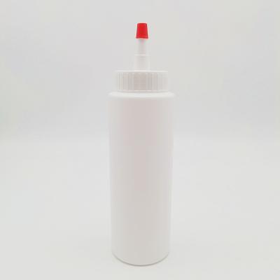 China Household Products 8OZ 260ml HDPE Plastic Chili Sauce Squeeze Bottle With Cap For Ketchup for sale