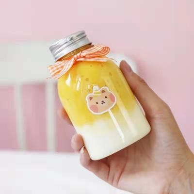 China 300ml Plastic Beverage PET Milk Tea Drink Bottle Juice Bottle With Aluminum Cap Beverage Bottle for sale