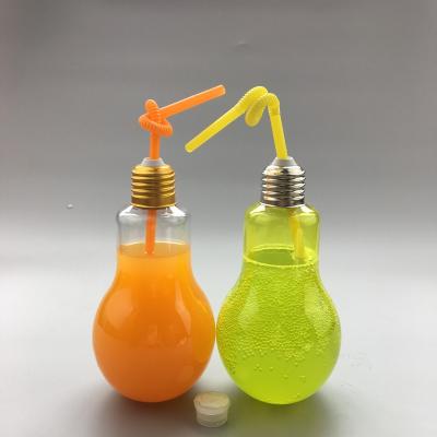 China Wholesale Transparent White Juice Beverage Milk Tea Glass Jar Beverage Design Light Bulb Glass Bottle New High for sale