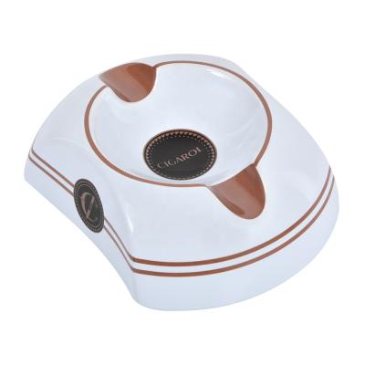 China Home design handmade ceramic ashtray for cigar rest for sale