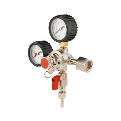 China Beer Machine Double-Gauge 1-Way Beer Keg CO2 Pressure Regulator with CGA320 Inlet 0-3000psi/0-60psi Connection for sale