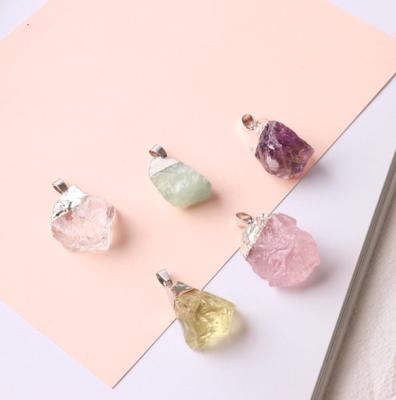 China Women Dangling Crystal Rough Stone Silver Necklace Irregular Natural Rough Amethyst Necklace Wholesale CLASSIC Stone for sale