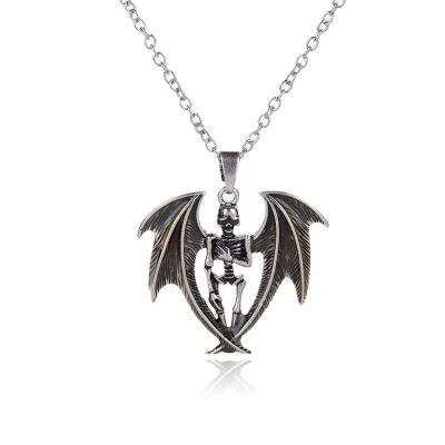 China CLASSIC Dark Night Skull Bat Necklace Accessories Glowing Luminous Halloween Couples Jewelry for sale