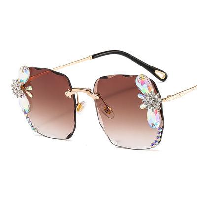 China New Design Rhinestone Party Fashion Women Frameless Gradient Sunglasses Hot Summer Sunglasses for sale