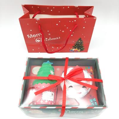 China Child Safe Paper Box Packing Santa Claus Xmas Face Merry Christmas Tree Washcloth Towel Gift Set for sale