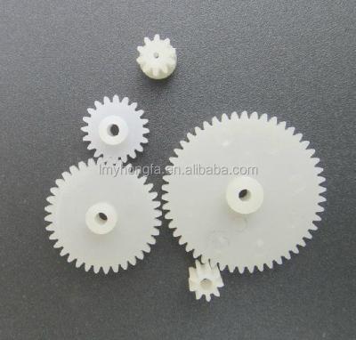 China Lathe Nylon Self-Lubricating Mini Gear Nylon Gear for sale