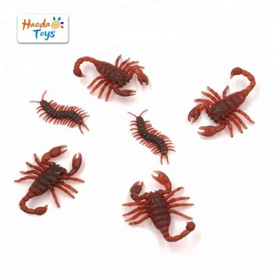 China Wonderful Halloween Gift Props Gifts Toys Plastic Realistic Cockroaches Scorpion Toys for sale