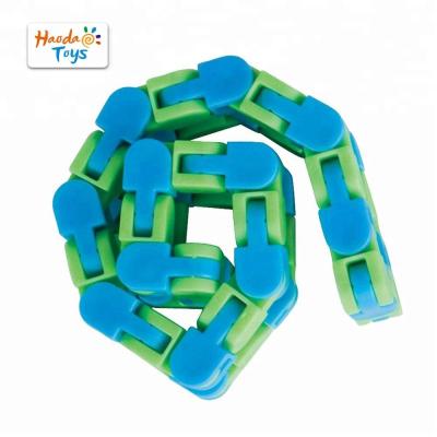 China Educational Breaking Toy Fidget Toys Wacky Tracks and Click Toy Magic Snake Puzzle for Sensory Kids for sale