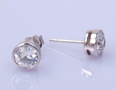 Cina Riccioli CZ Silver Stud Ohrringe Hipoallergenic Nickel Free Gioielli Ovale Cuore Perle Goccia Forme in vendita