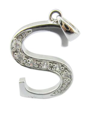 中国 Customized S925 18K White Gold Plated Pendant With Alphabet S Letter Silver Cz Pendant  Alphabet Pendant Summer Holiday 販売のため