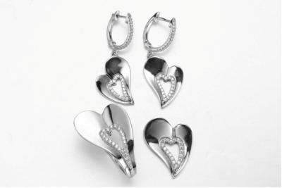 China Zirkon Telesthesia Sterling Silver Double Heart Necklace zu verkaufen