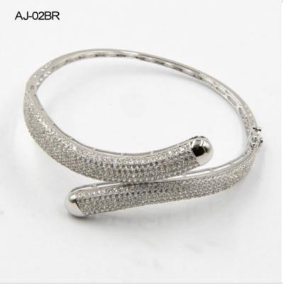 China Zirkoniumdioxid 12.57g 925 Sterling Silver Bangles With Cubic zwei Linien zu verkaufen