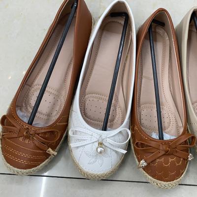 China Beautiful and cheap women's formal embroidery pump buckle style ladies casual 2022 newest fashion trend shoes led closed toe flat shoes for sale