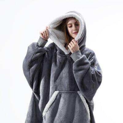 China Anti-Wrinkle Sherpa Warm Outdoor Winter Hoodie Blanket Warm Sale Oversized Comfortable Soft Wearable Blanket for sale