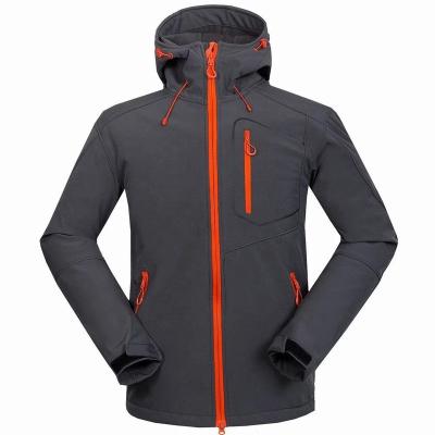 China New design men's softshell QUICK DRY jacket with double sided pockets for men for sale