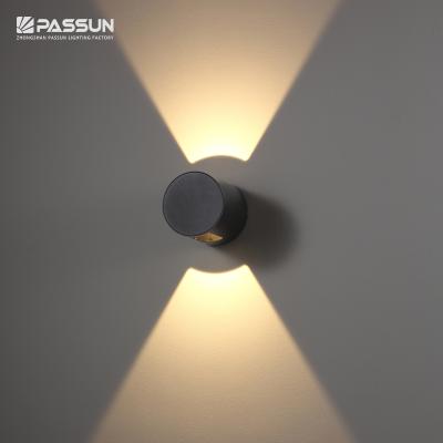 China Outdoor Modern Decorative Garden Wall Lamp IP65 Waterproof Surface Mounted Outdoor Garden Decor Led Wall Light for sale